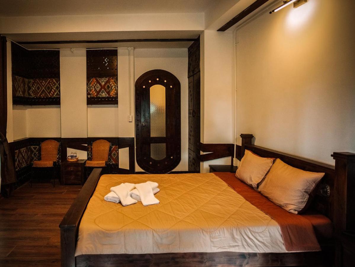 Y.O Inn コントゥム エクステリア 写真