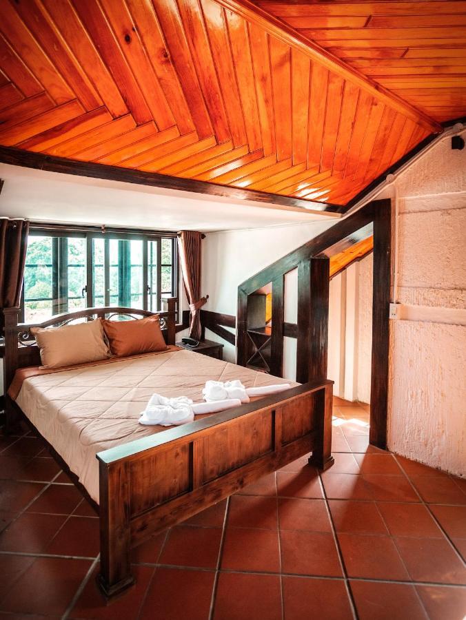 Y.O Inn コントゥム エクステリア 写真