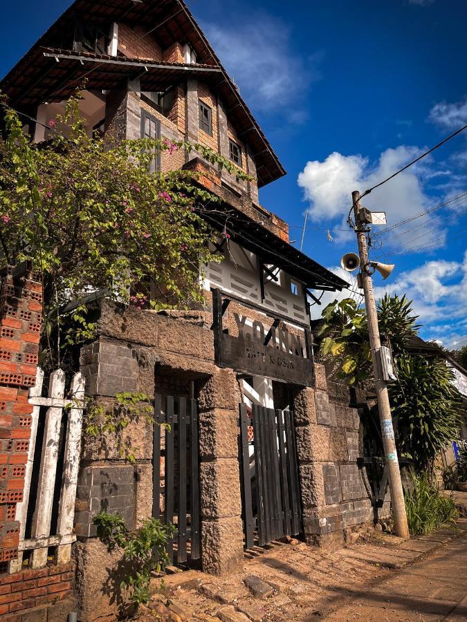 Y.O Inn コントゥム エクステリア 写真