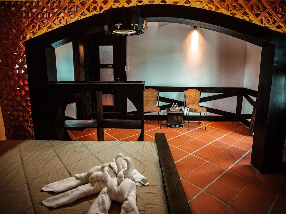 Y.O Inn コントゥム エクステリア 写真